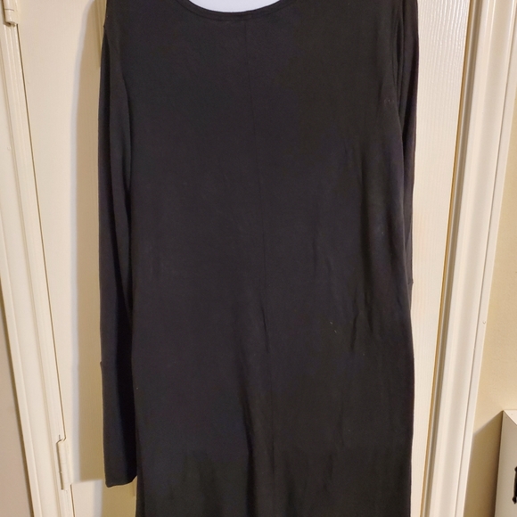 Maggie Fit High Low Black Tunic - Picture 3 of 9